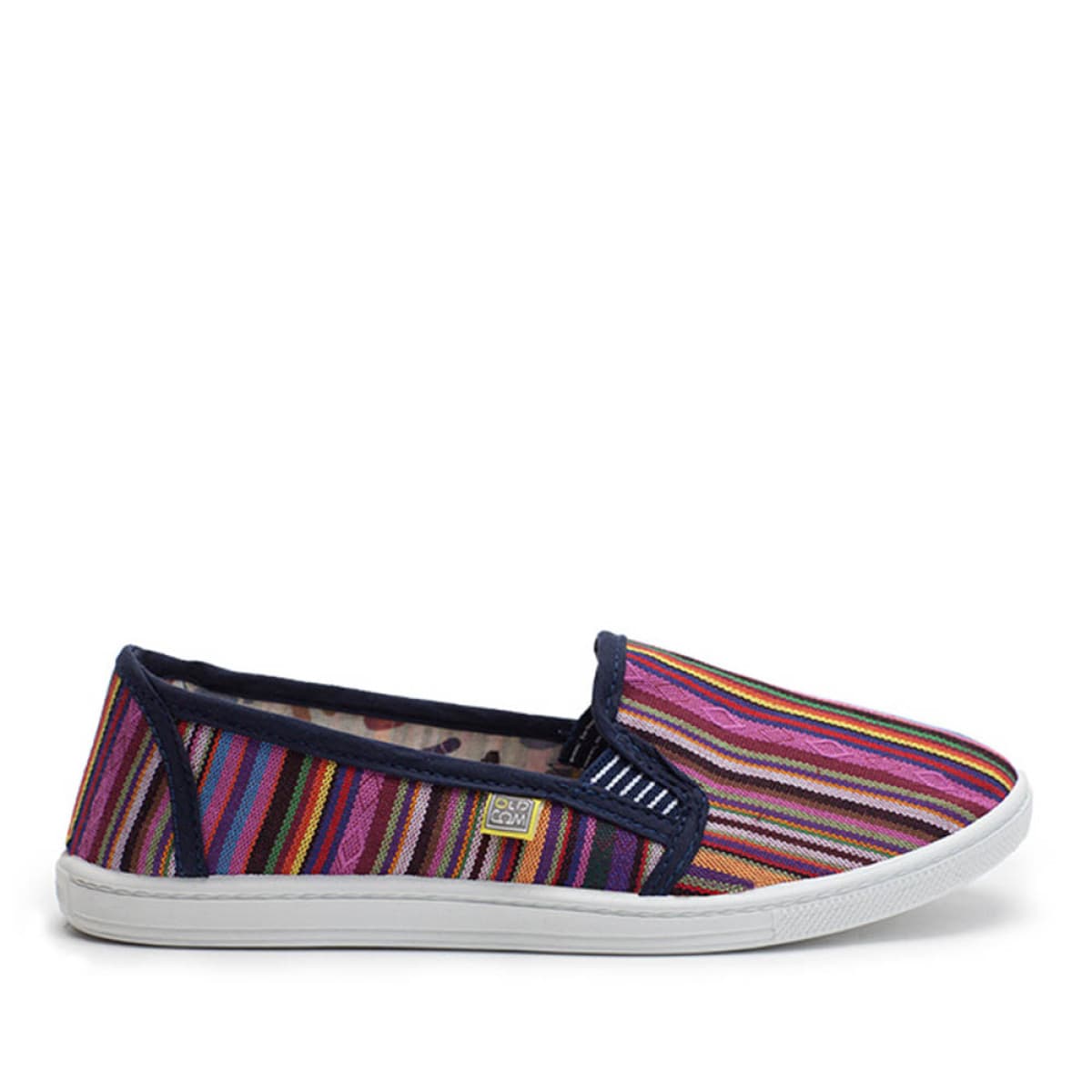Slip-on ETNO, Stil